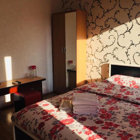 Visit Hotel Tbilisi Exterior photo